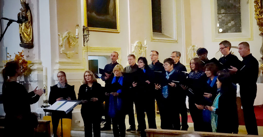 Schola St. Martin – Leitung: Amina Filszar